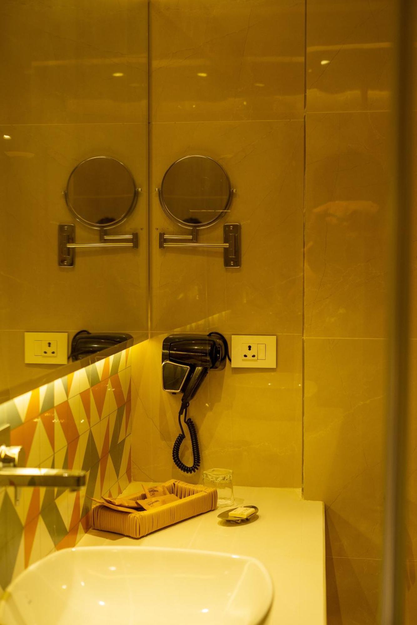 Best Western Ah1 Amritsar Eksteriør billede